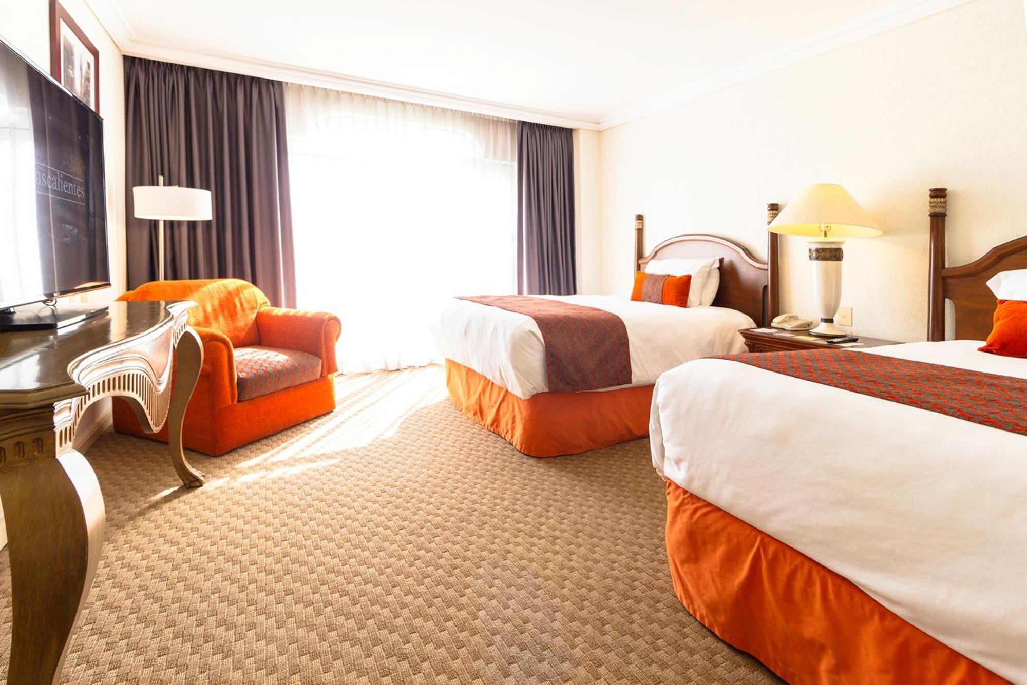 Camino Real Puebla Angelopolis Hotel Buitenkant foto A room at the Hilton Garden Inn