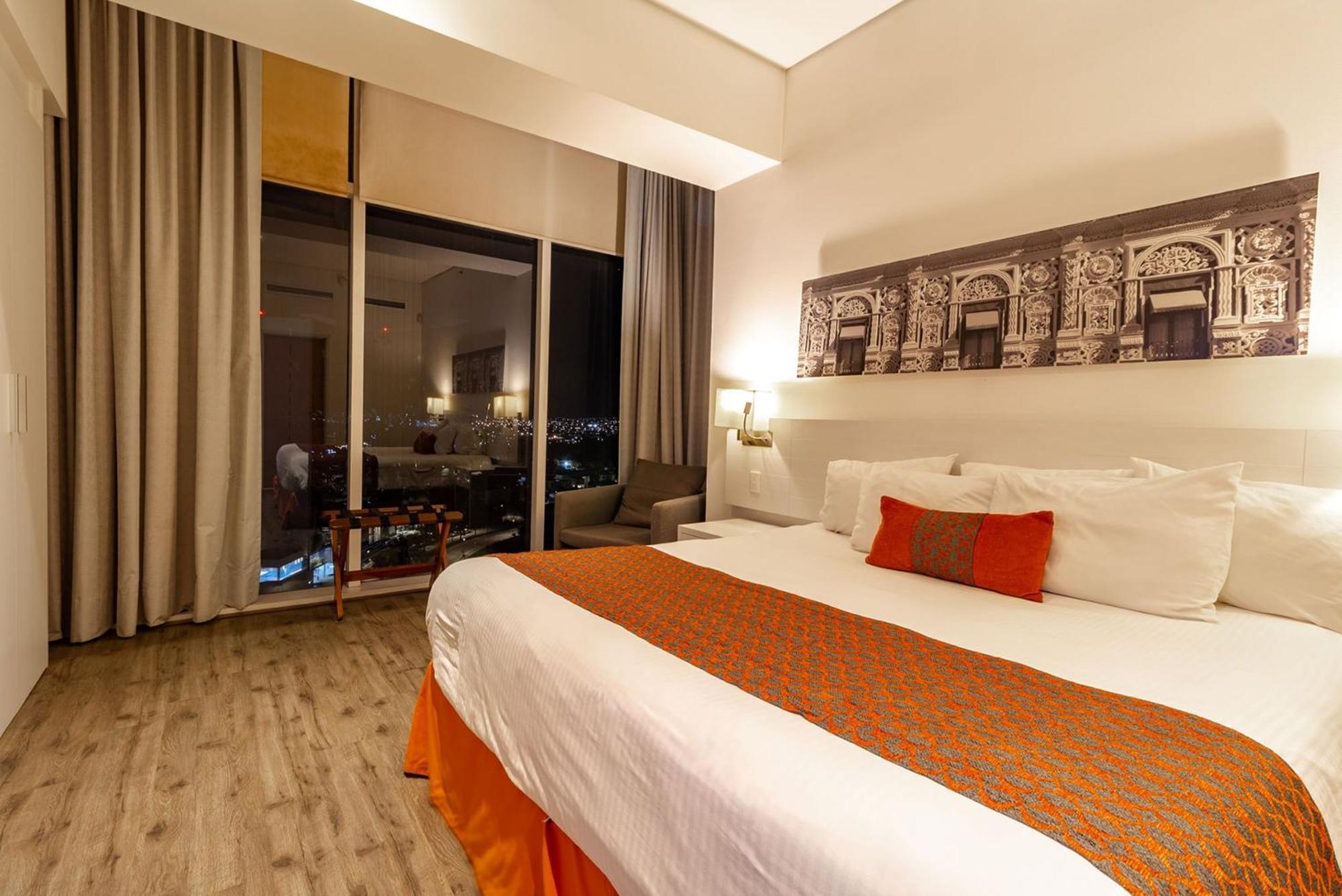 Camino Real Puebla Angelopolis Hotel Buitenkant foto Deluxe Room